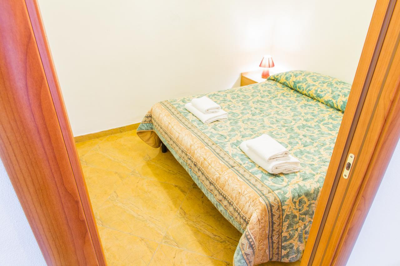 Gaia - Low Cost Studio Cefalù Kültér fotó
